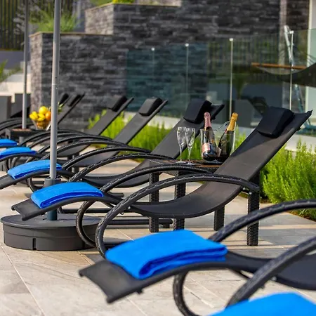 Aparthotel Boa Luxury Aparthouse With Swimming Pool Rijeka