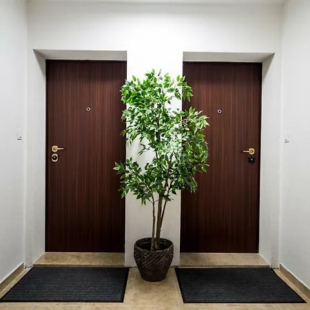 Boa Luxury Aparthouse With Swimming Pool Aparthotel