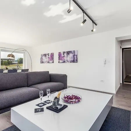 Boa Luxury Aparthouse With Swimming Pool * Rijeka
