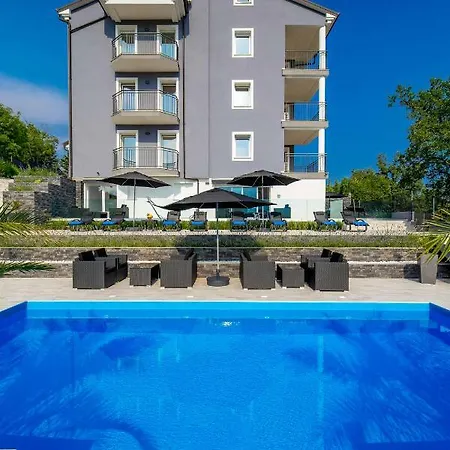Boa Luxury Aparthouse With Swimming Pool *