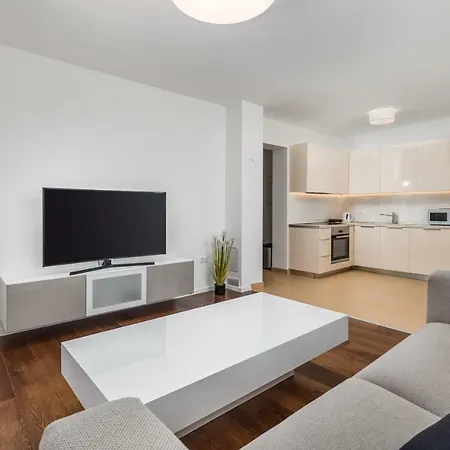 Boa Luxury Aparthouse With Swimming Pool Rijeka