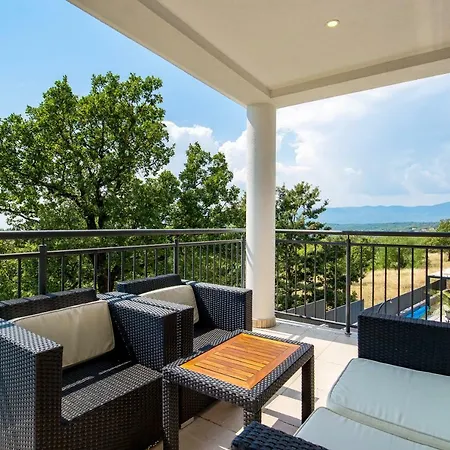 Boa Luxury Aparthouse With Swimming Pool *